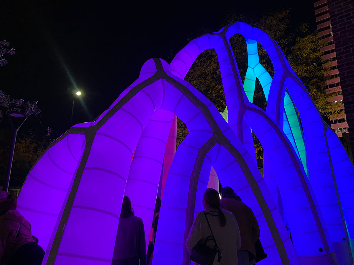 Pneuhaus: Mini Groves